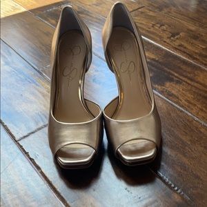 Jessica Simpson heels W7
